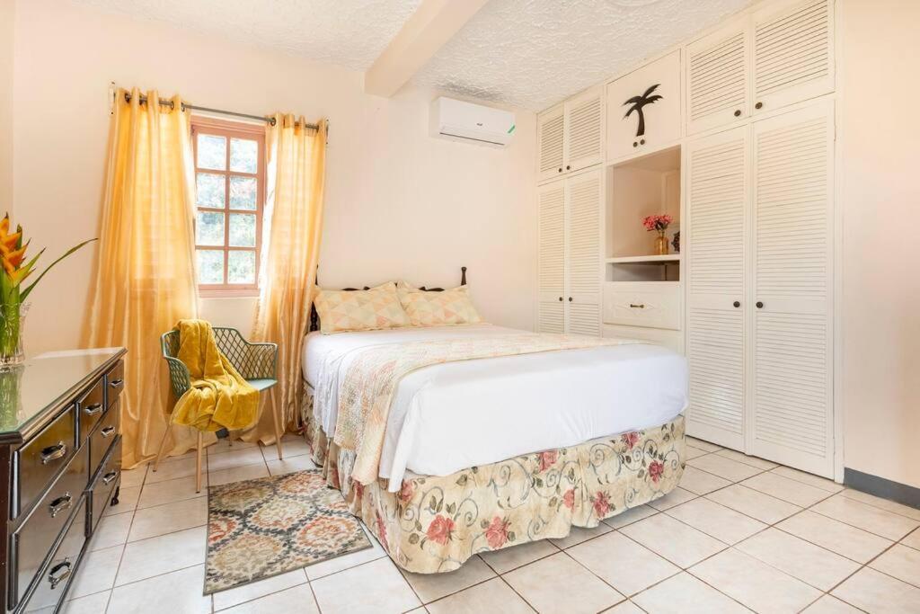Shaw Park Gem Apt 12A Ocho Rios Eksteriør bilde